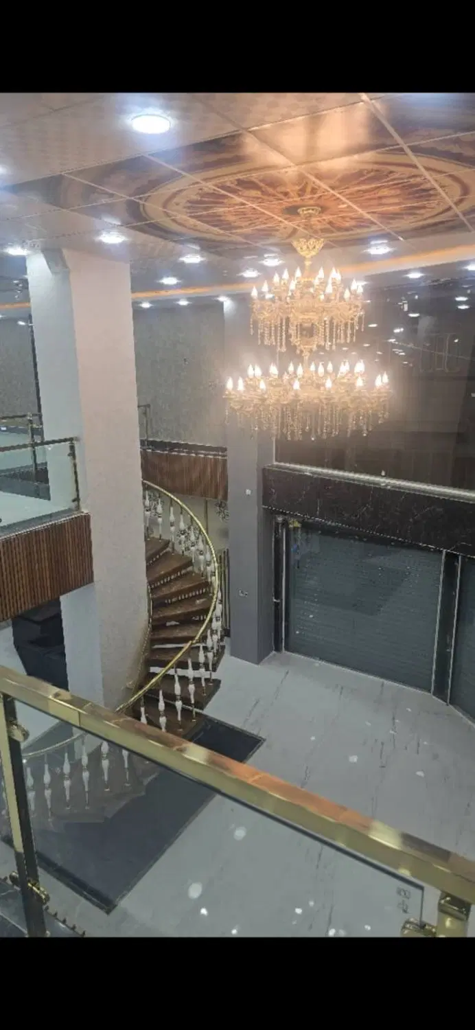 اجاره مغازه ۲۵۰ متری