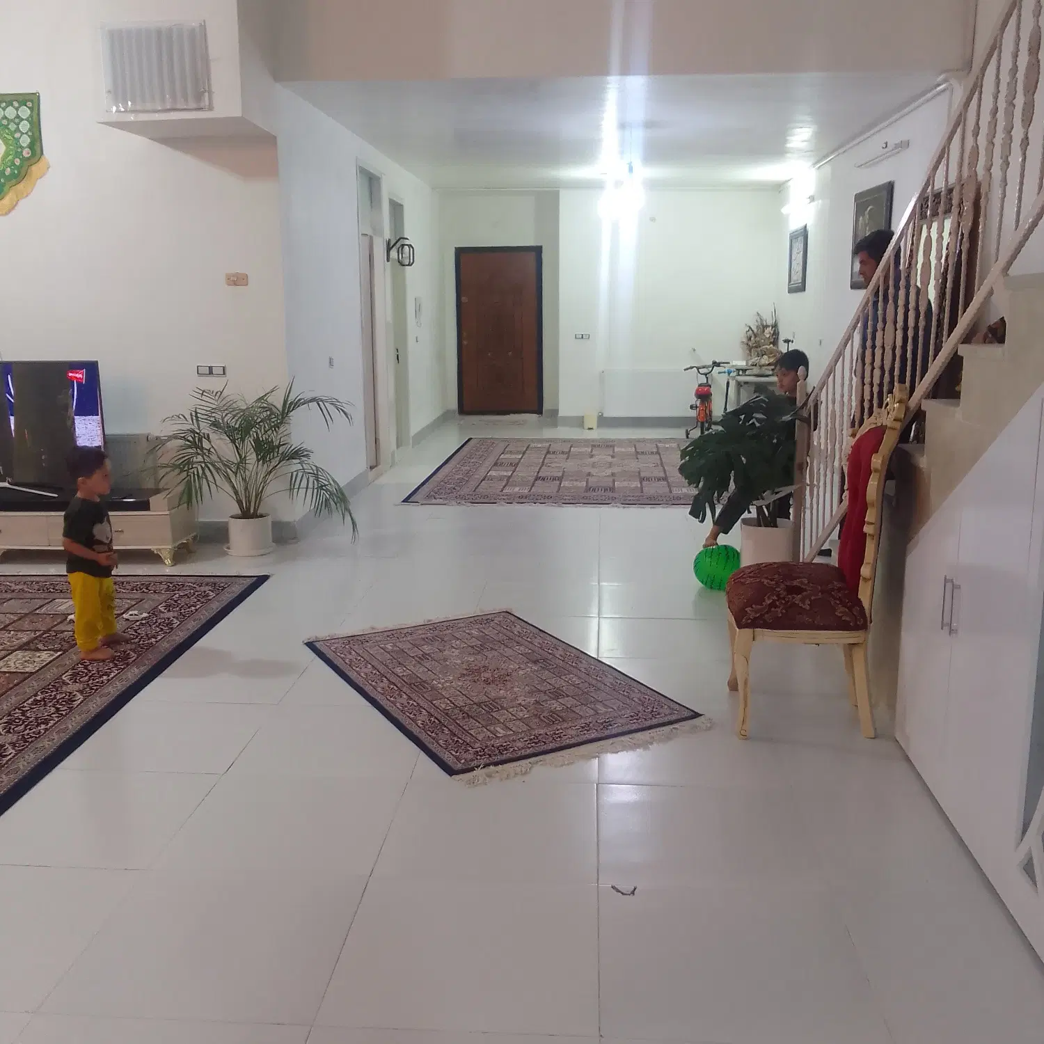 معاوضه با خونه ۲۰۰متری ۱۵خرداد