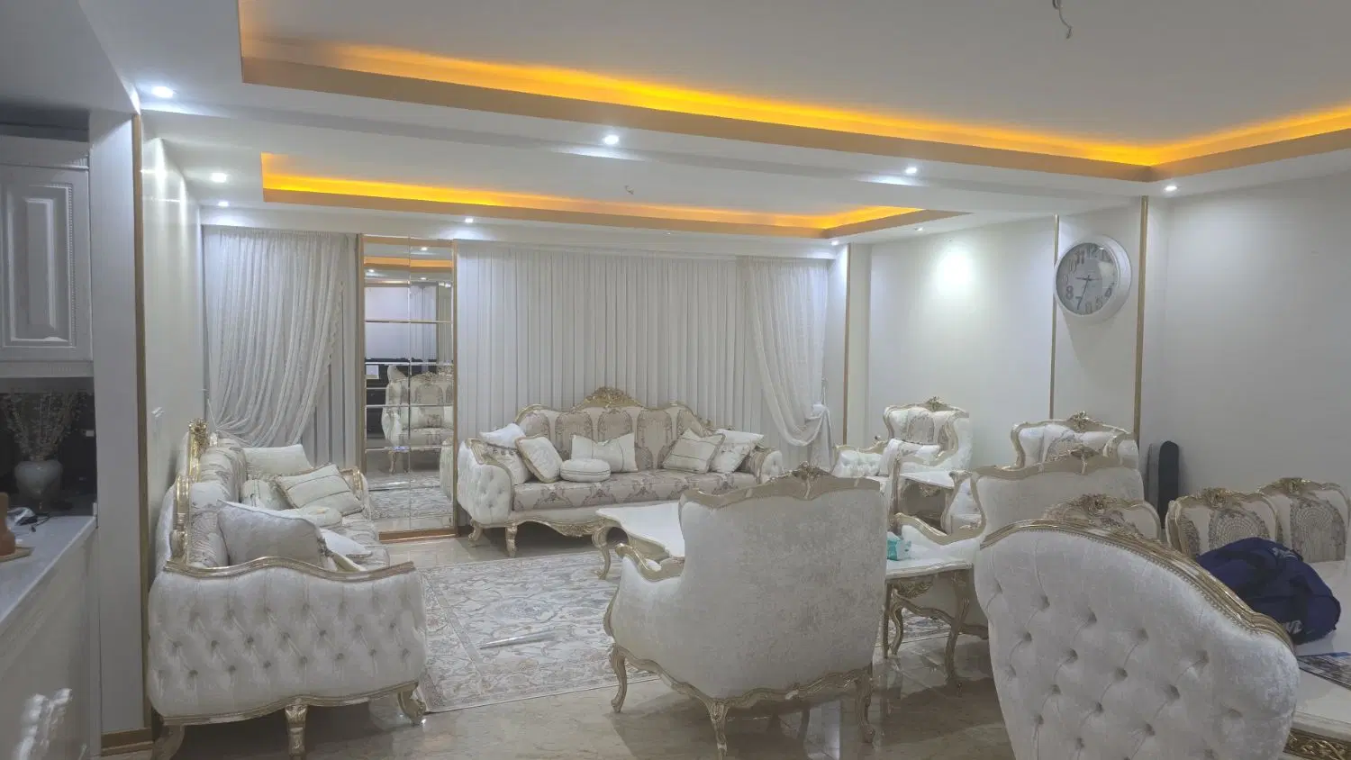 165 متر فول امکانات