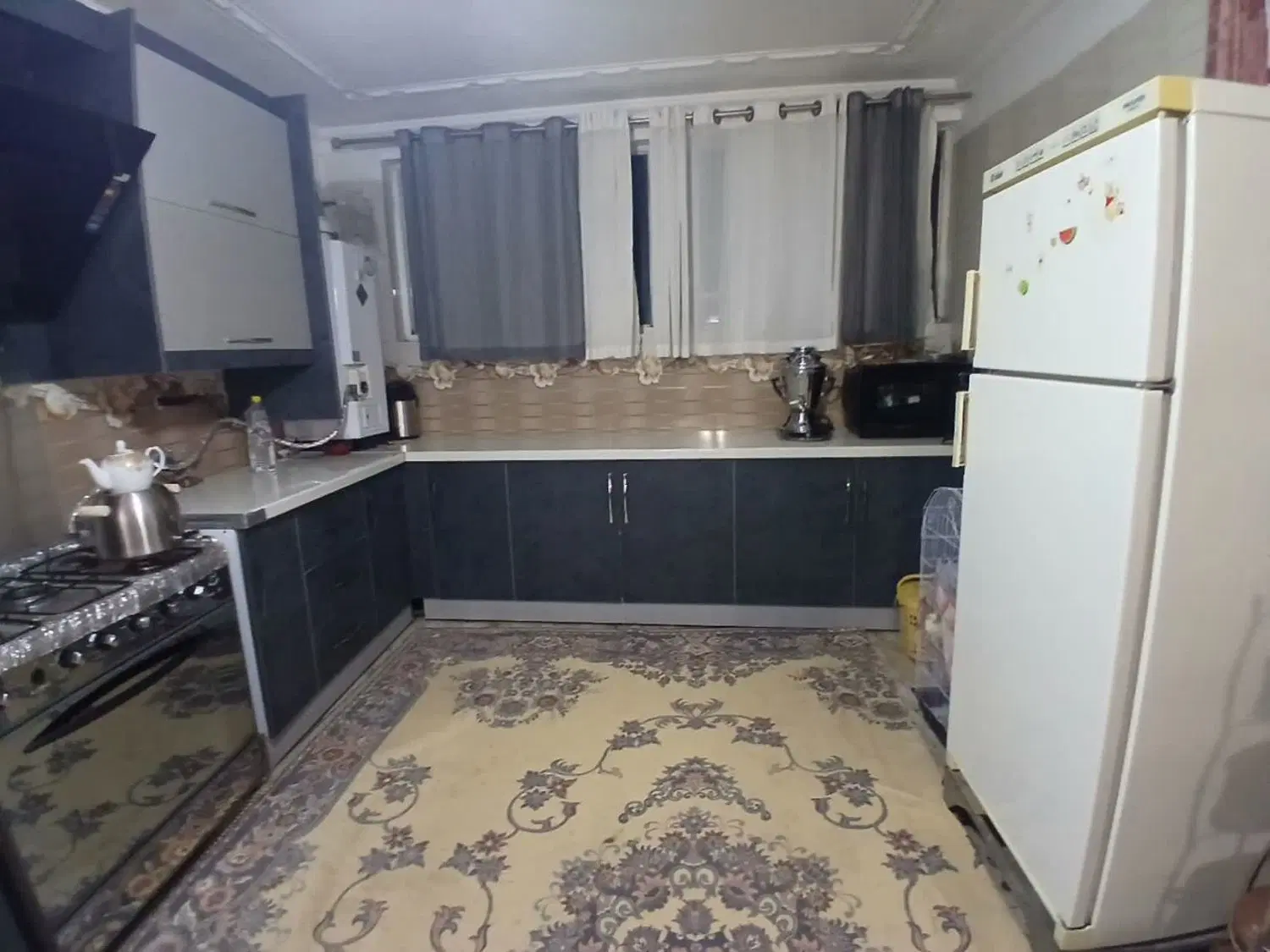 اجاره طبقه سوم ۹۰ متری