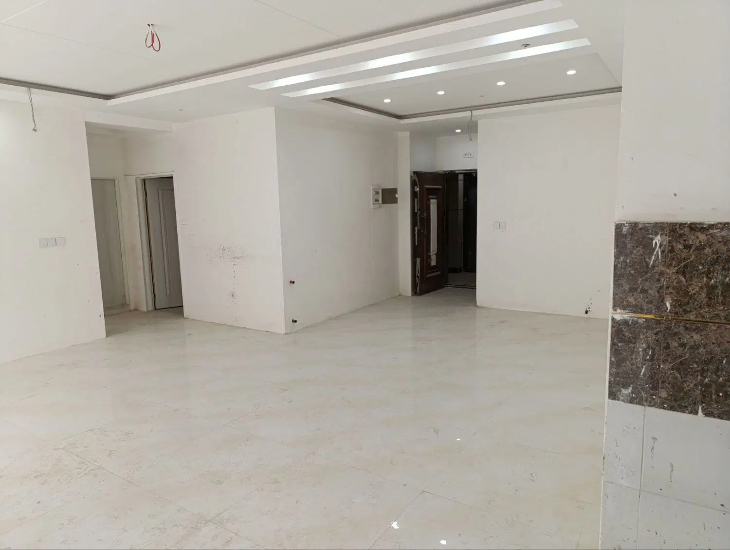 ۱۰۰متری سرافرازن تخلیه