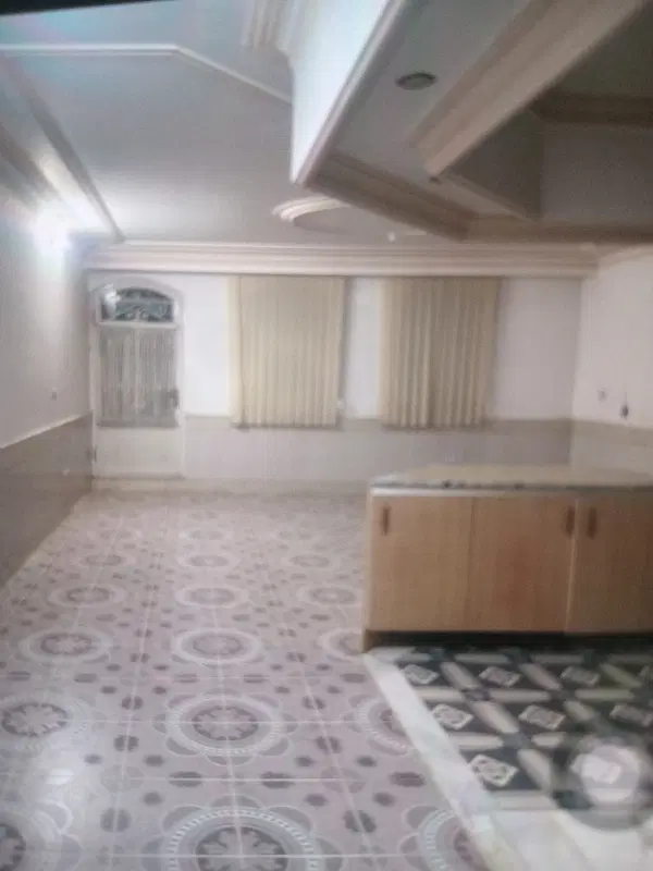 زیر زمین اجاره ای