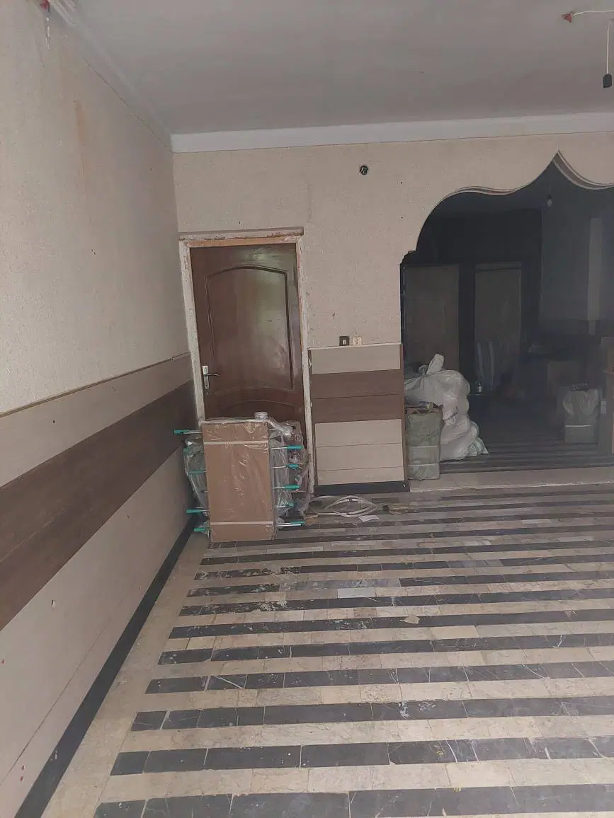 انبار و تولیدی منیریه