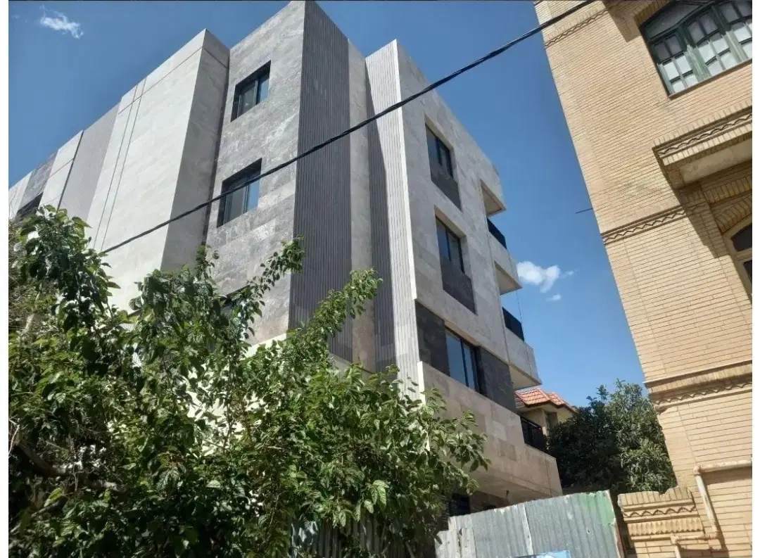 فروش آپارتمان ۲۰۰ متری