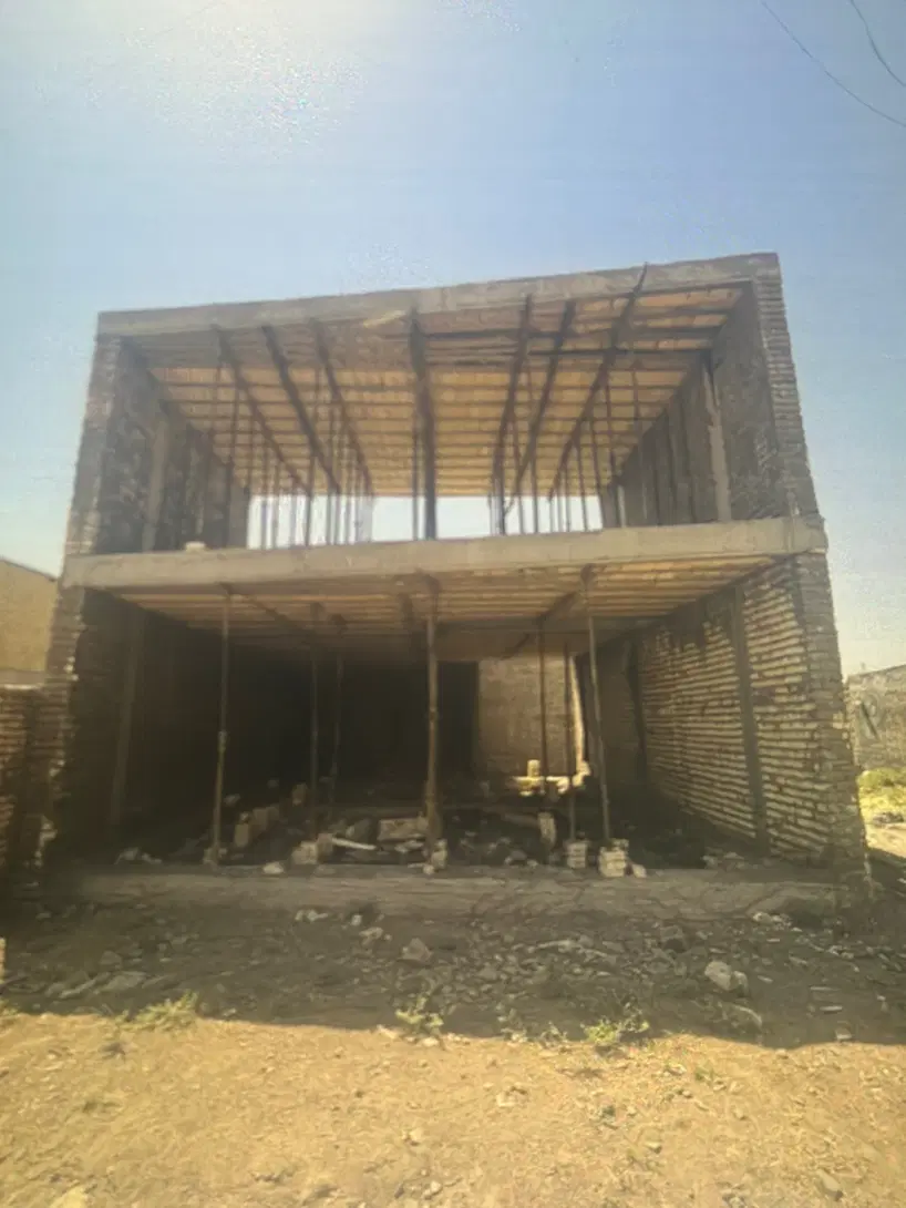 منزل نیمه کاره