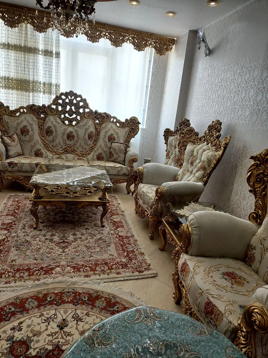حیاط در باغمیشه