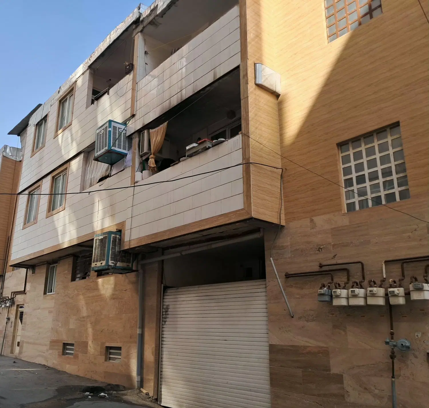 آپارتمان شهرک آذربایجان