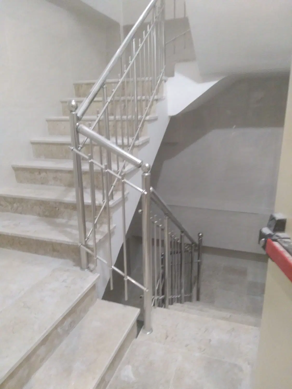 یک واحد  اپارتمان  ۱۱۲ متری