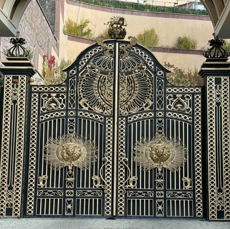 رهن و اجاره ۲۰۰ متر خانه حیاط دار جنوبی