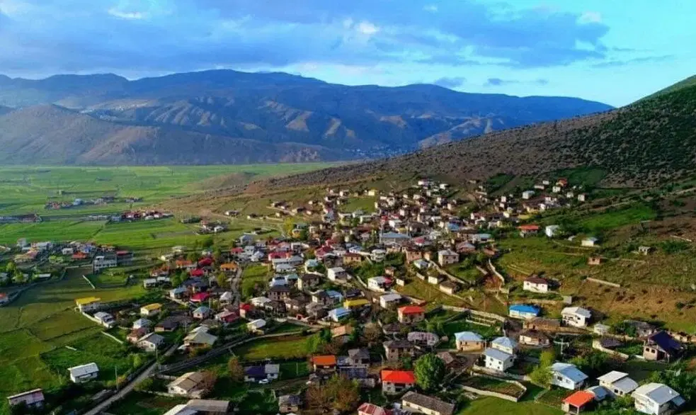 فروش زمین در منطقه کجور روستای لاشک داخل بافت محل
