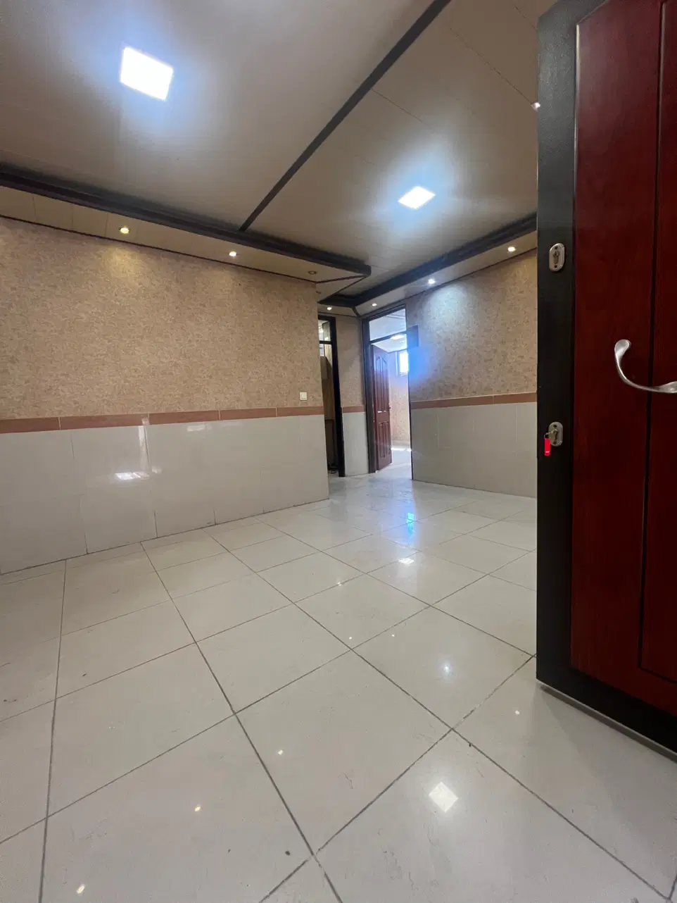 اجاره واحد تجاری