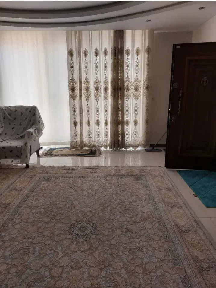 آپارتمان همکف شمالی