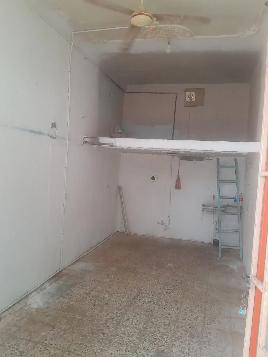 اجاره یک باب مغازه