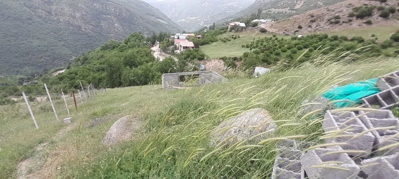 زمین با کاربری مسکونی پلاک دار
