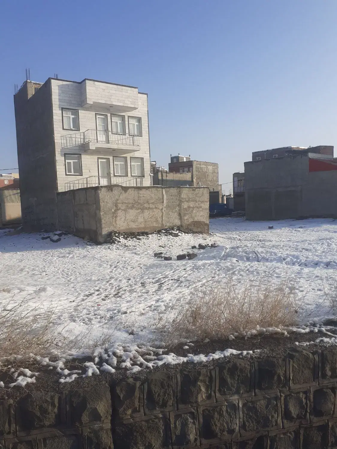 زمین تجاری ،مسکونی
