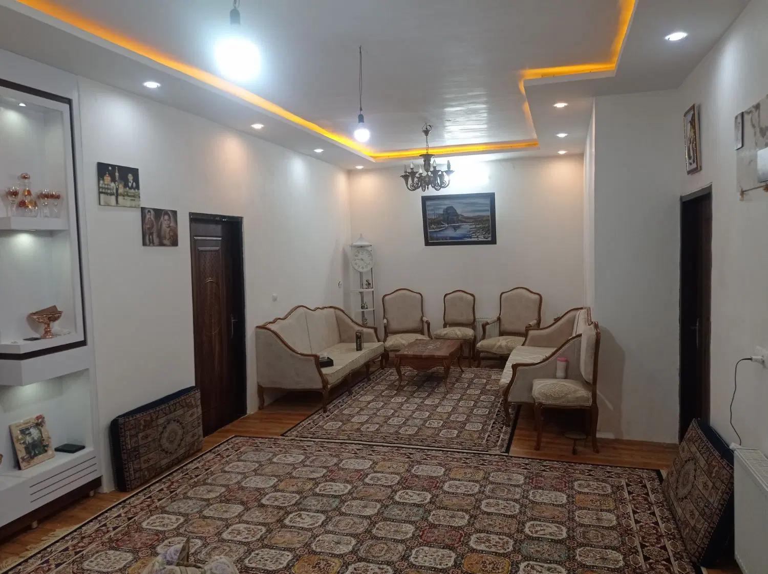 خانه ویلایی در خیابان امام