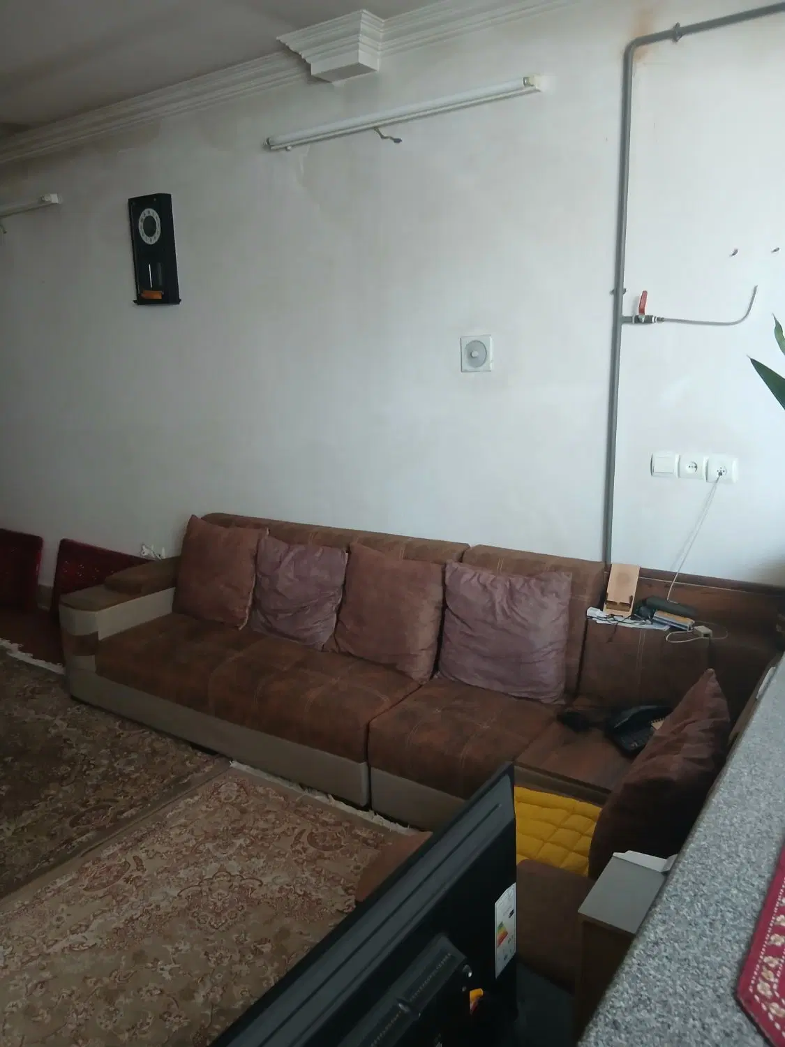 فروش ویلایی خیابان ۱۲متری ۶۰ متر۲طبق سند دار