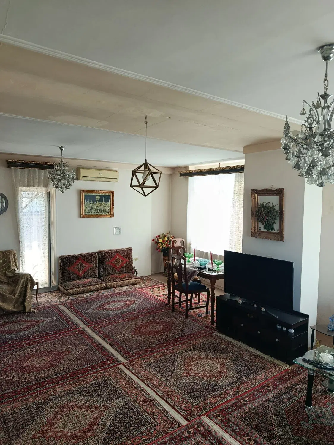 اجاره مغازه و خانه 100متری خیابان وکیل