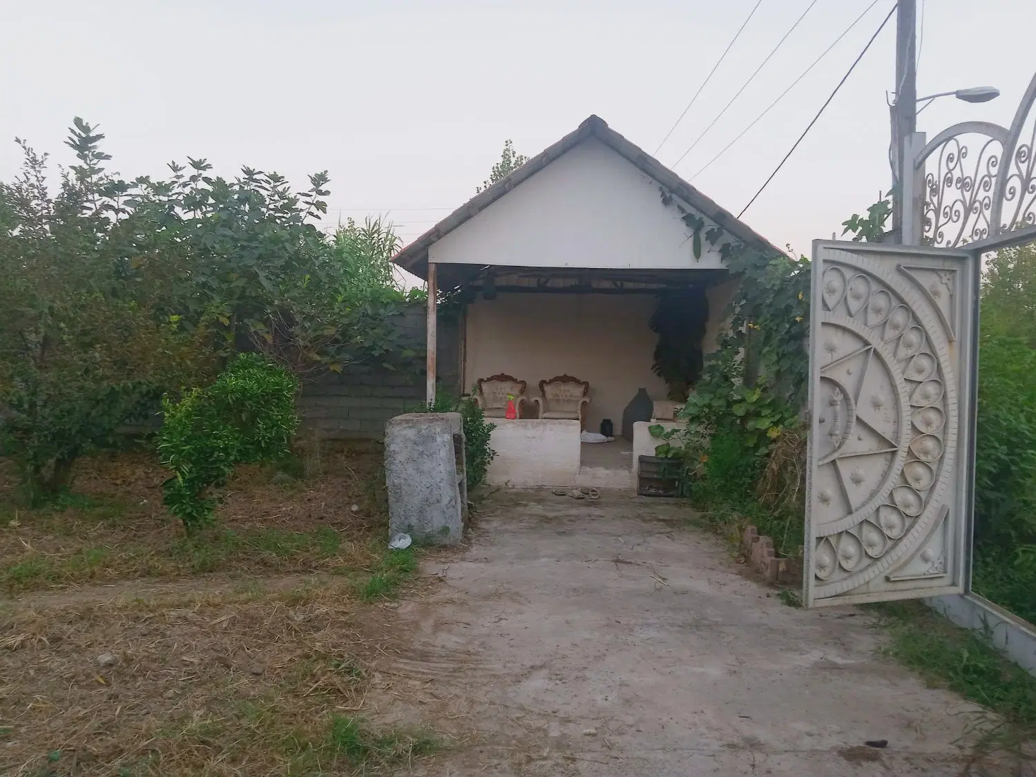 زمین مسکونی