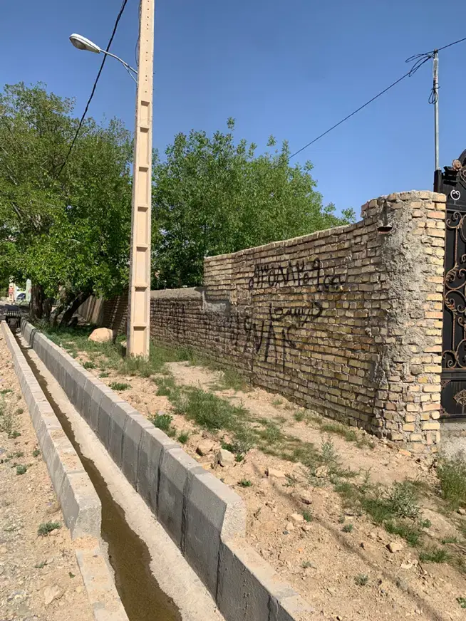 کردان کوهسار ۶۸۵ متر داخل بافت