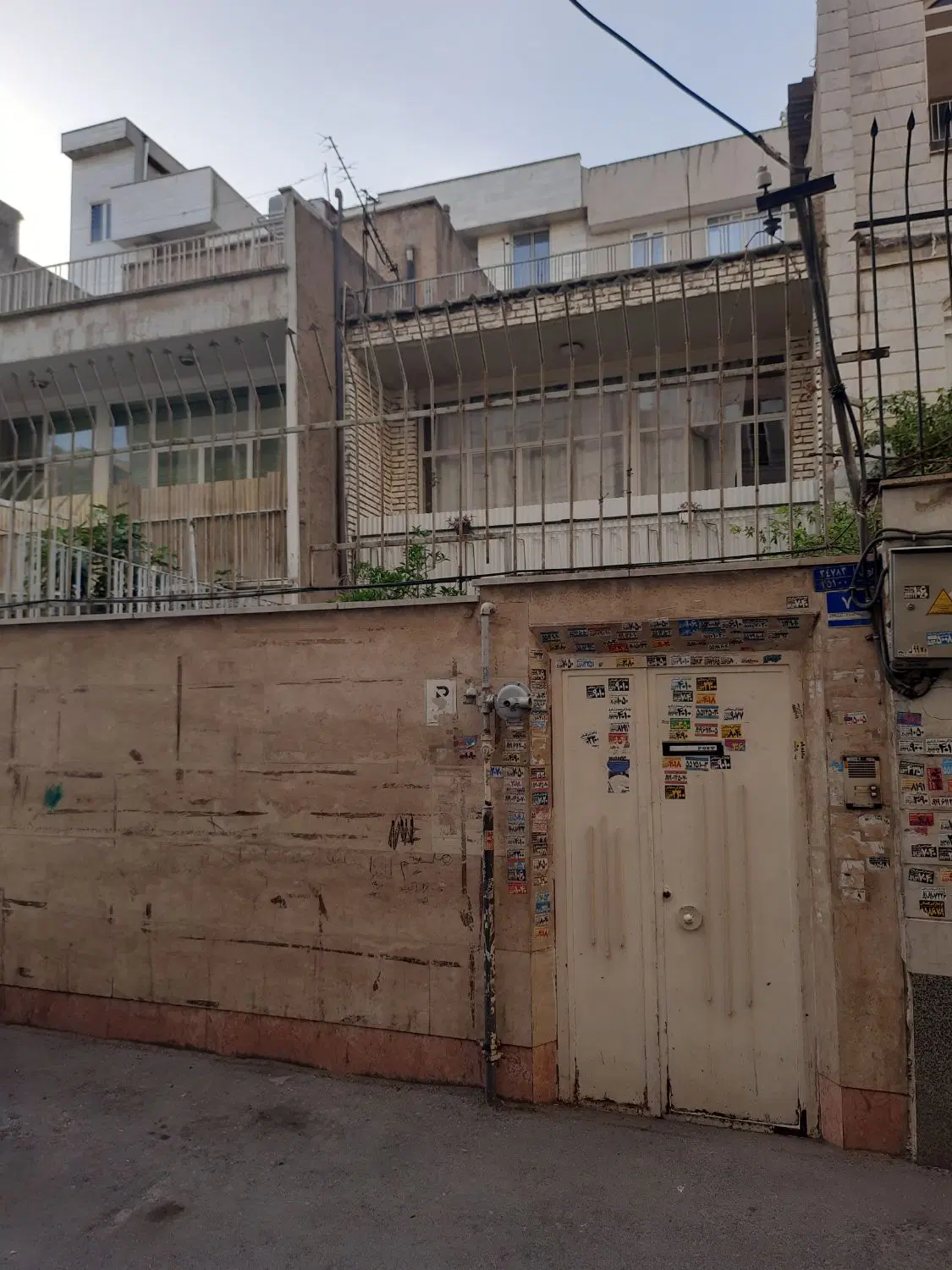 ۹۰ متر کلنگی در حال تجمیع