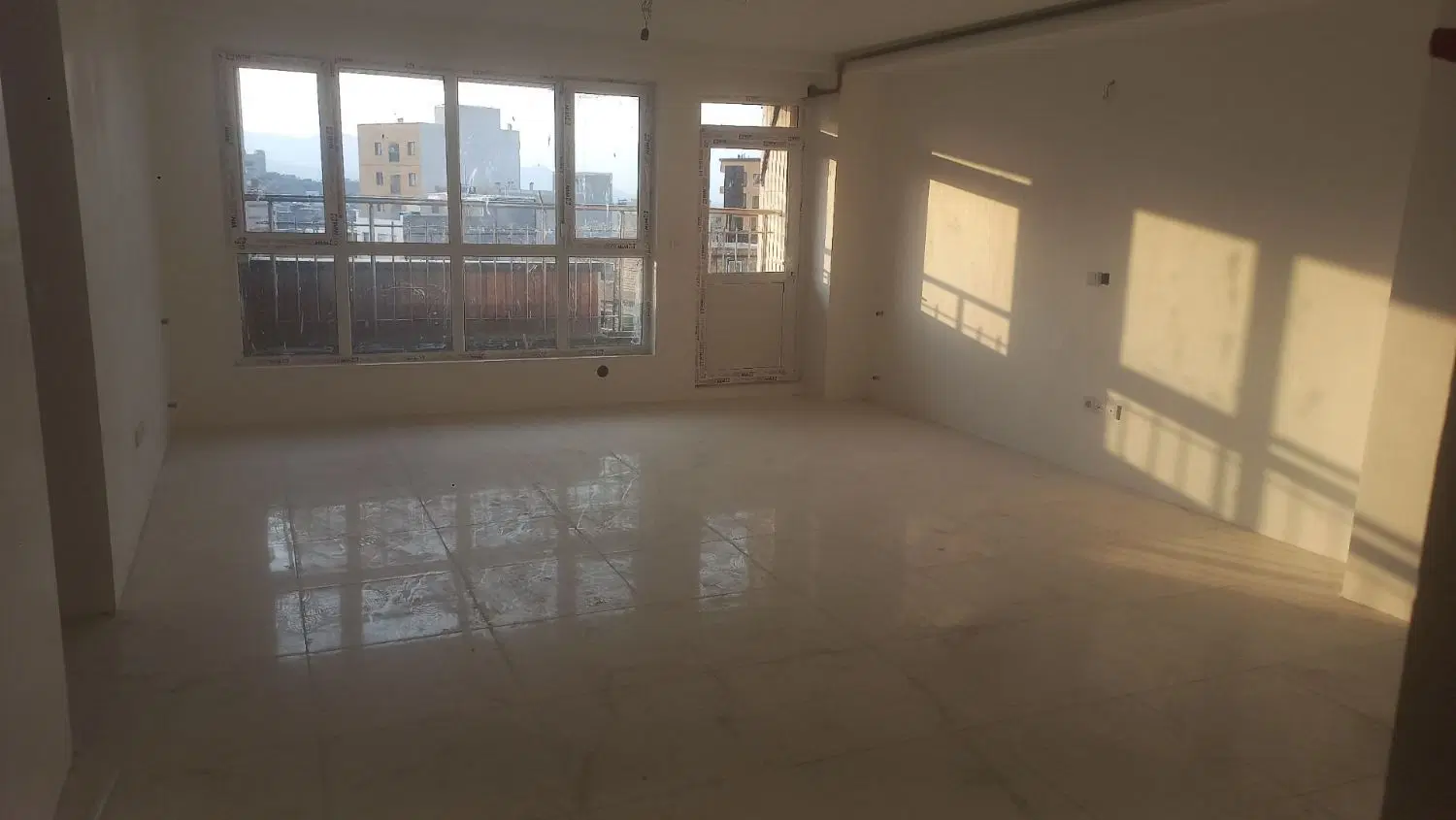 فروش یک واحد آپارتمان خشک
