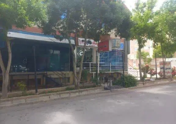 مغازه تجاری در صدرا