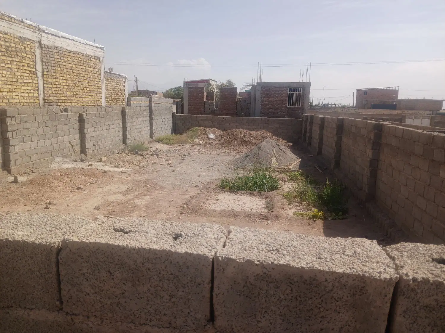 فروش زمین حسین اباد