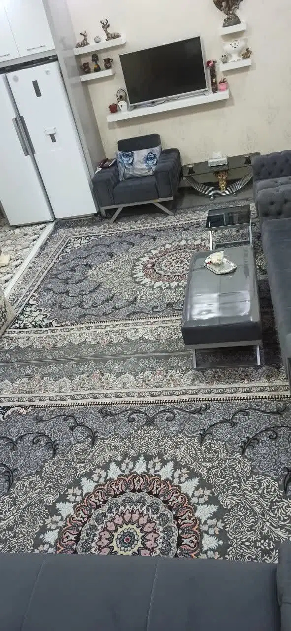 رهن و اجاره ۷۰۰ تومن