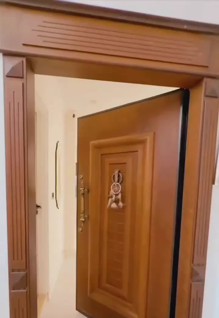 ۱۷۰ متر ۳۰ سال ساخت باز سازی شده ۰ تا ۱۰۰