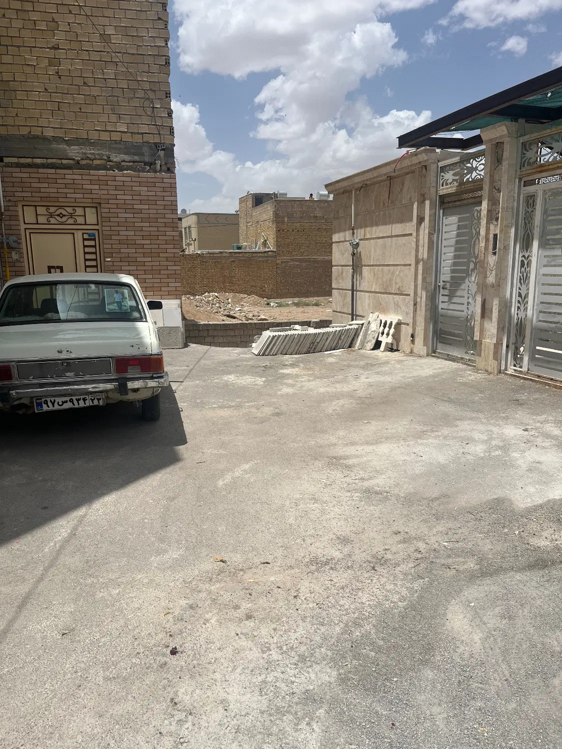 زمین مسکونی شمالی ۲۲۰ متری گلدشت