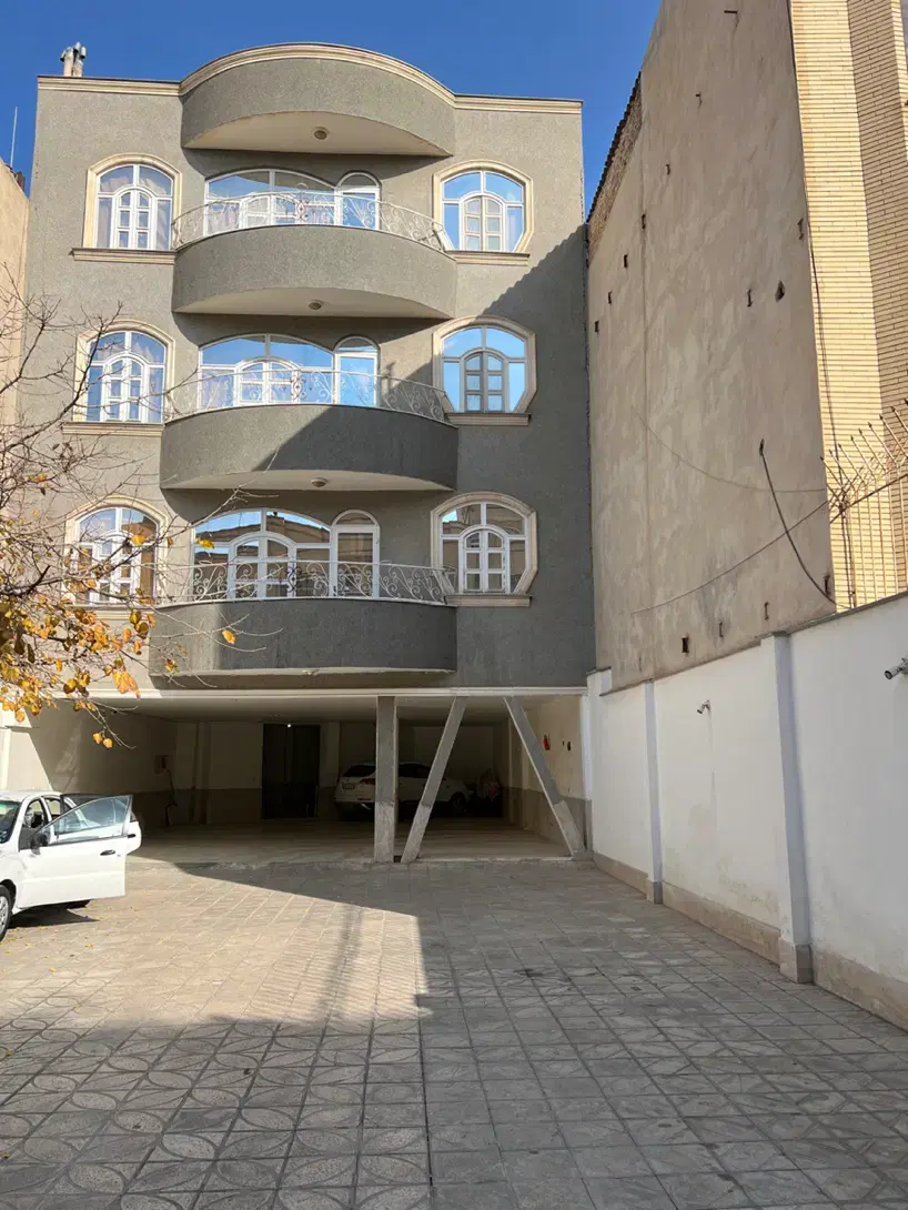 تجاری مسکونی