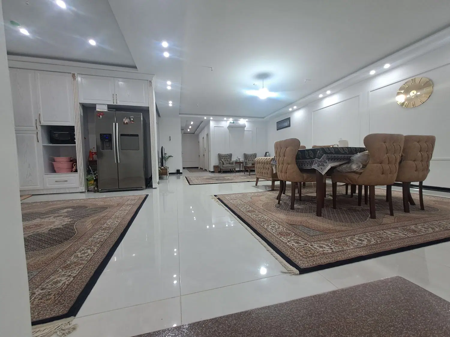 آپارتمان فول امکانات لاکچری قلب قاسم آباد