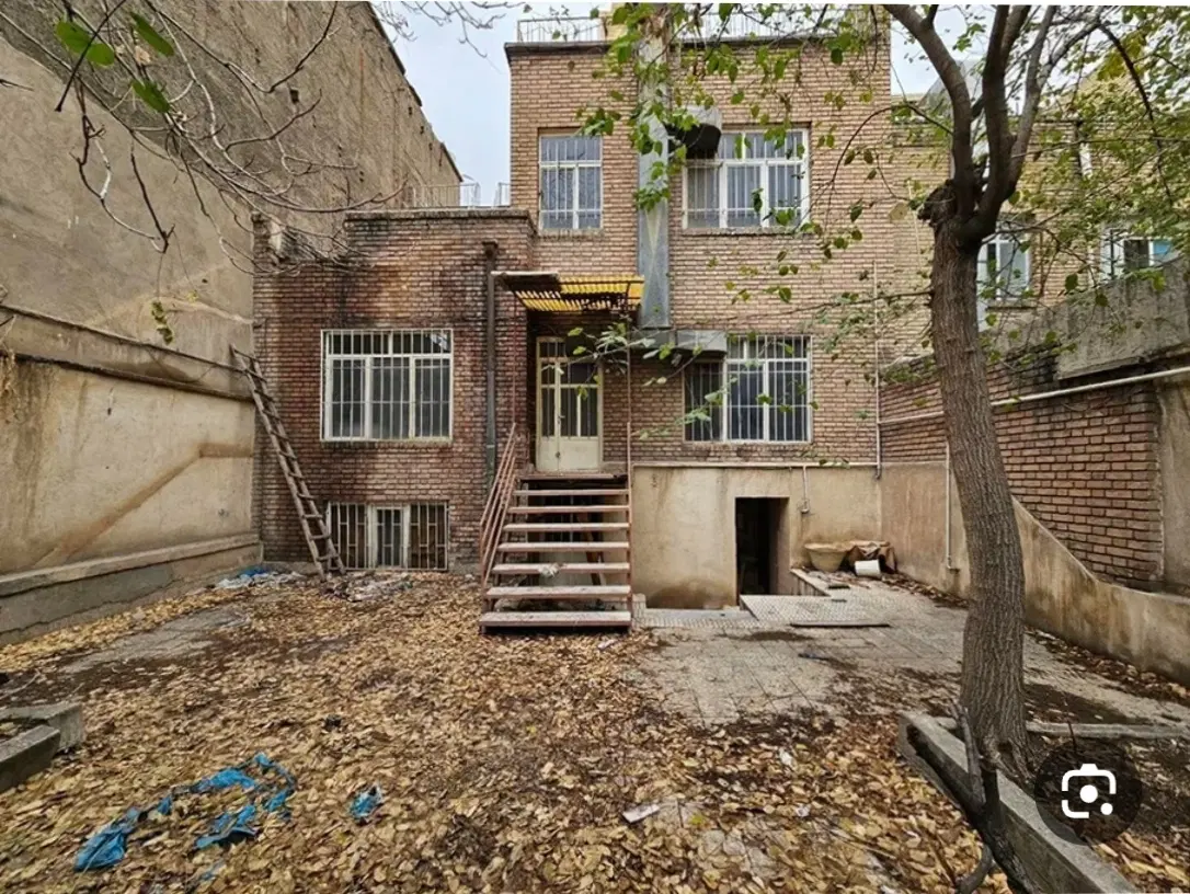 ملک کلنگی 167 متر