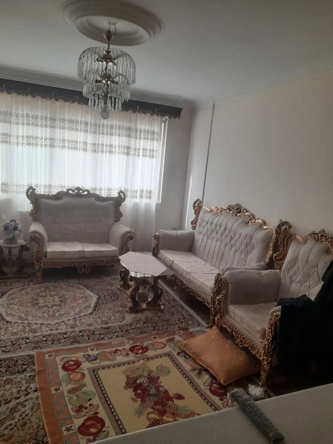 فروش یک واحد اپارتمان
