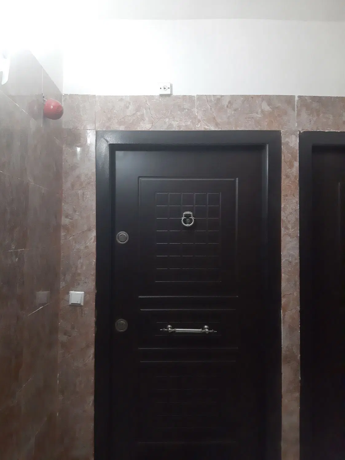 فروش واحد ۱۰۰ متری شهرک آزادگان مروارید ۹