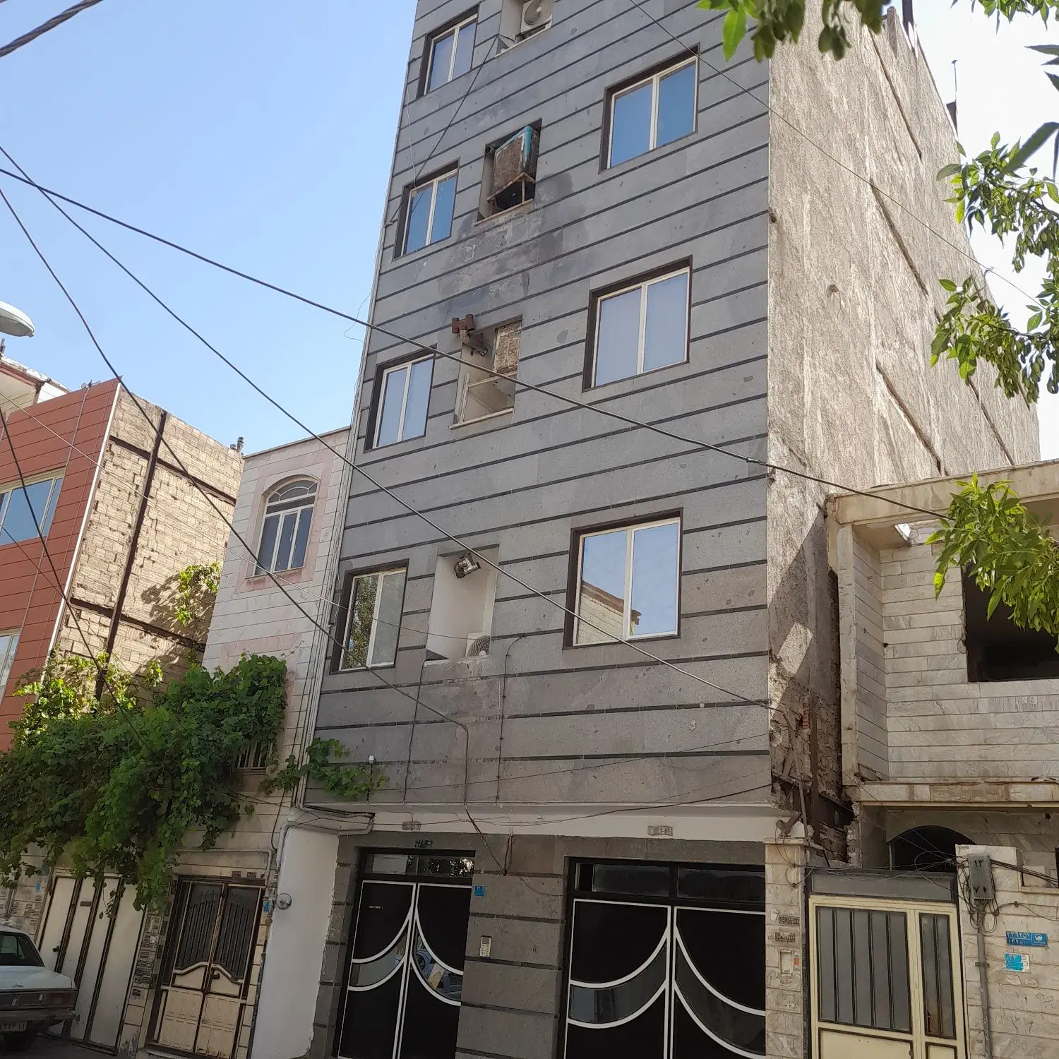 آپارتمان ۵۳ متری طبقه چهارم بلوار مصلی گلزار پنجم