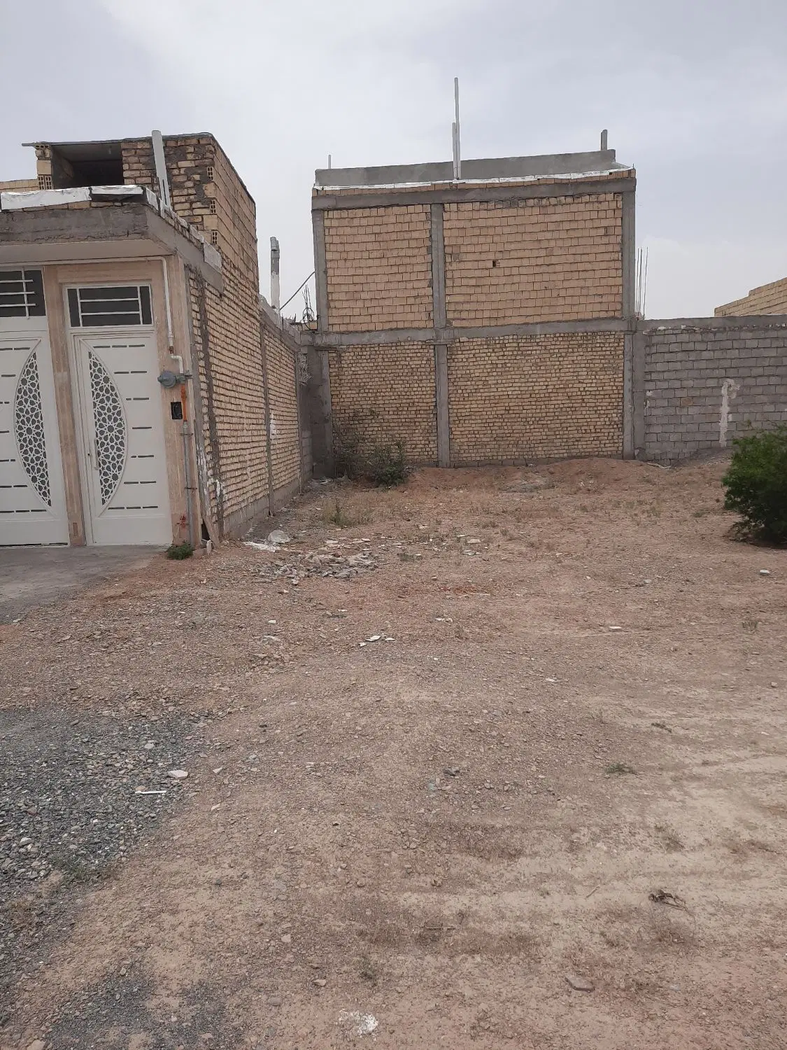 زمین مسکونی پا امتیاز صالح اباد