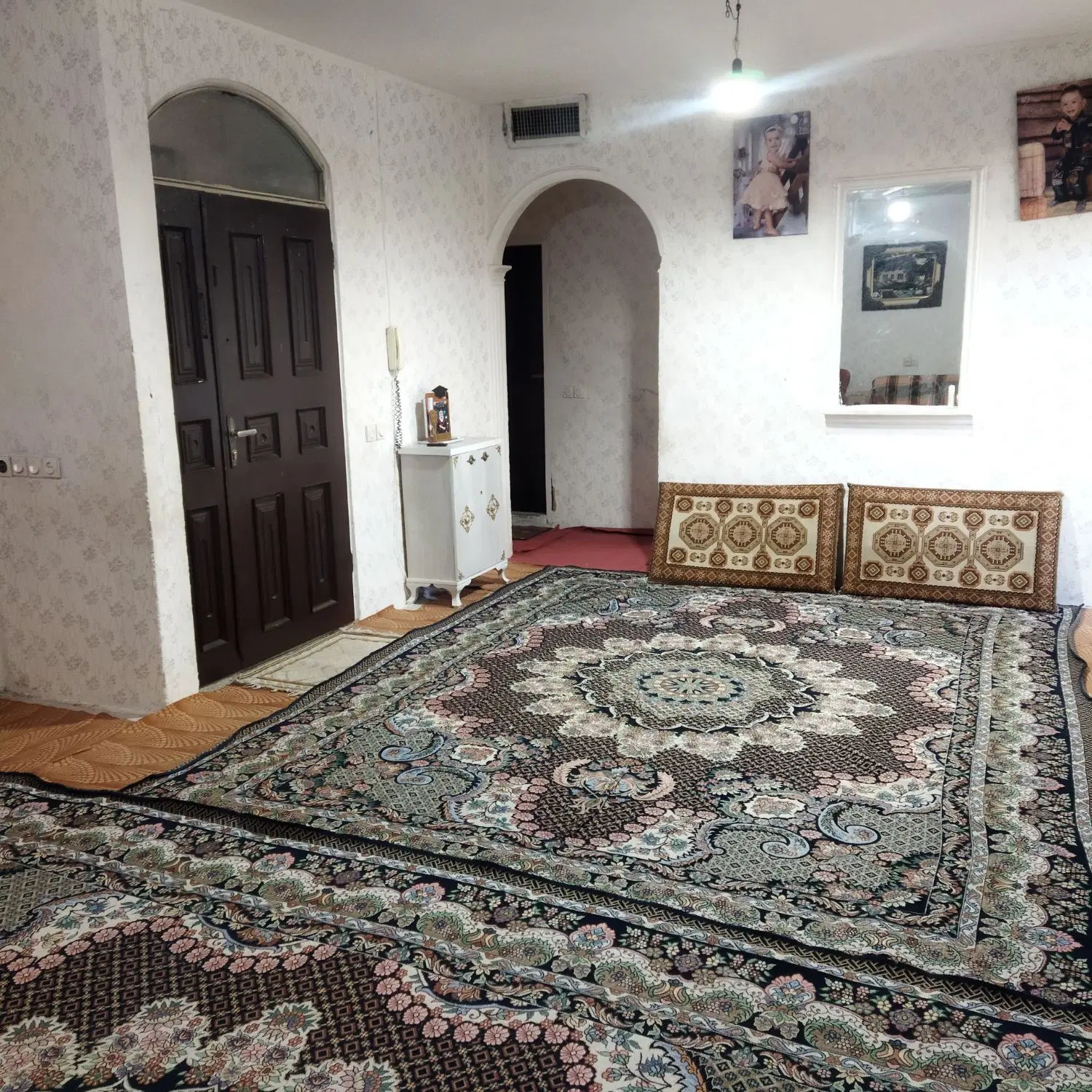 مینودر مجتمع شیشه