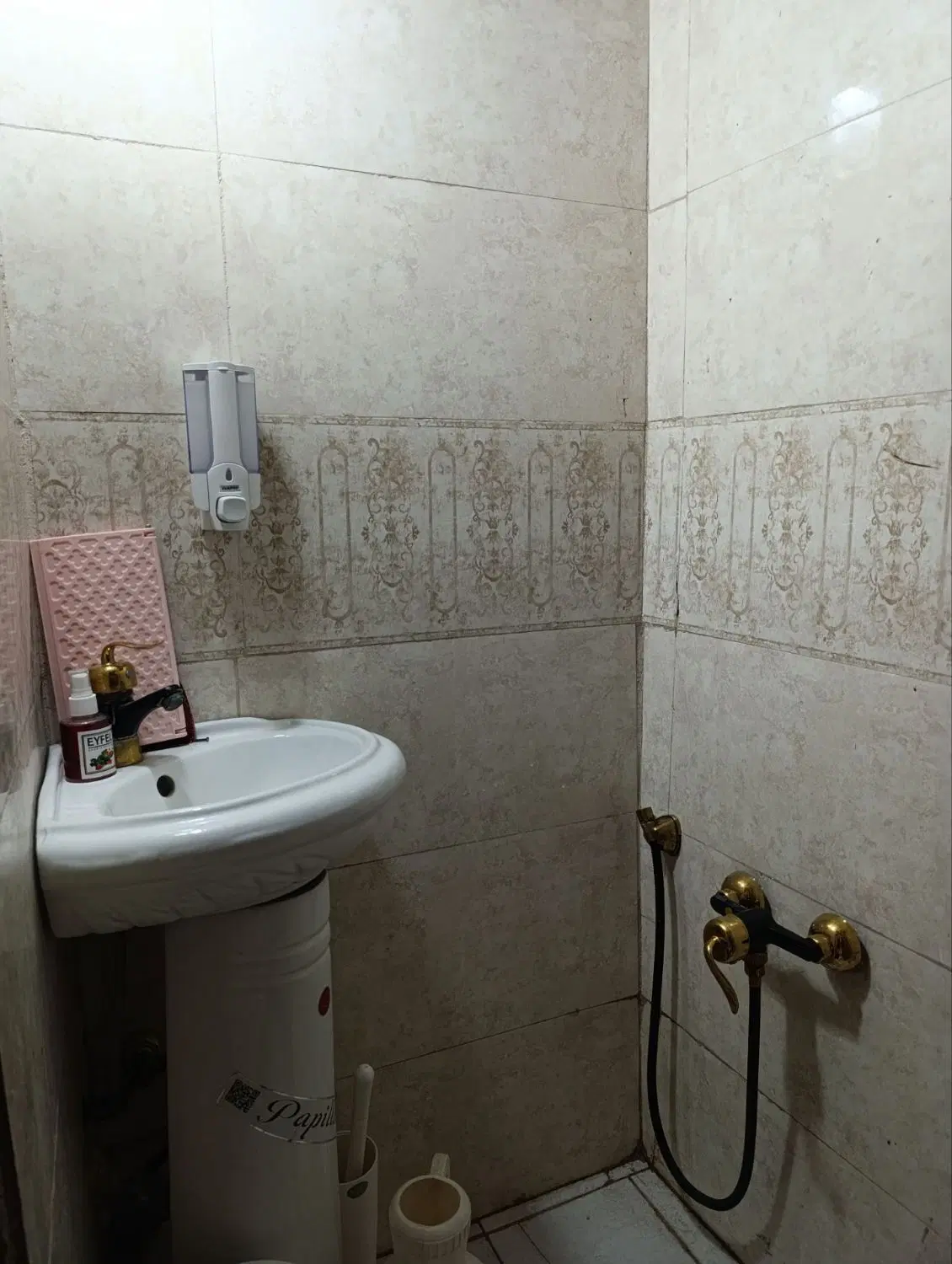 آپارتمان بسیار شیک و بروز دوخواب