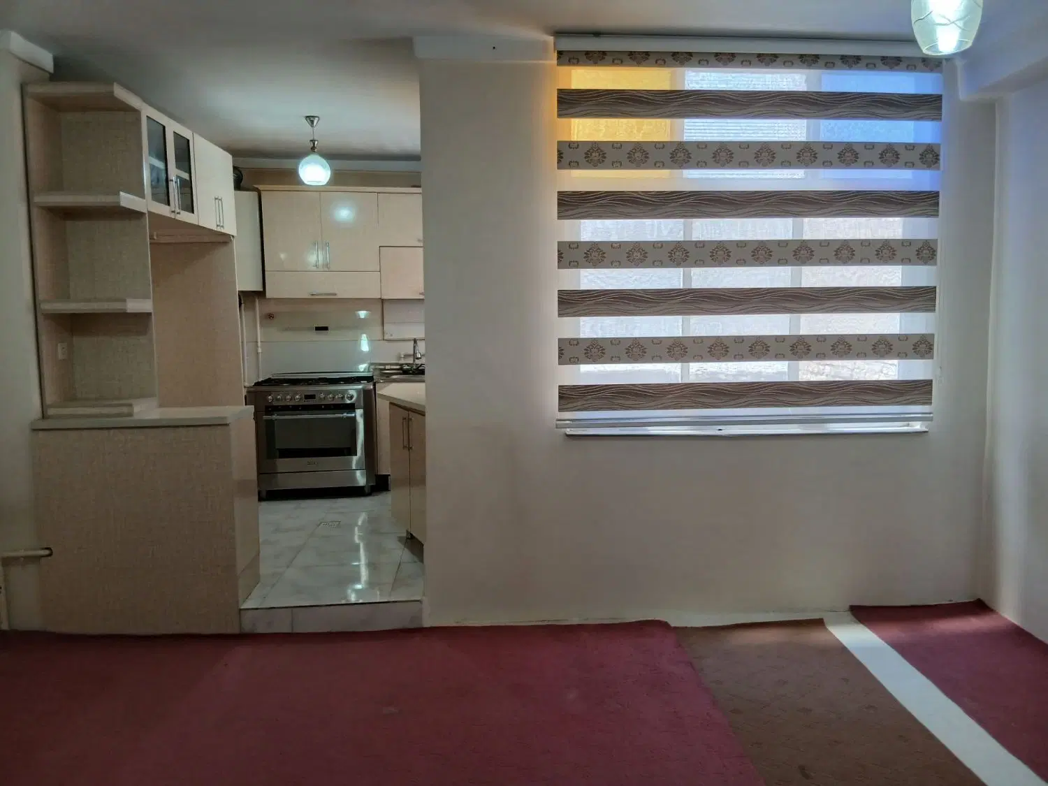 فروش خانه ویلایی  نزدیک خیابان صاحب الزمان
