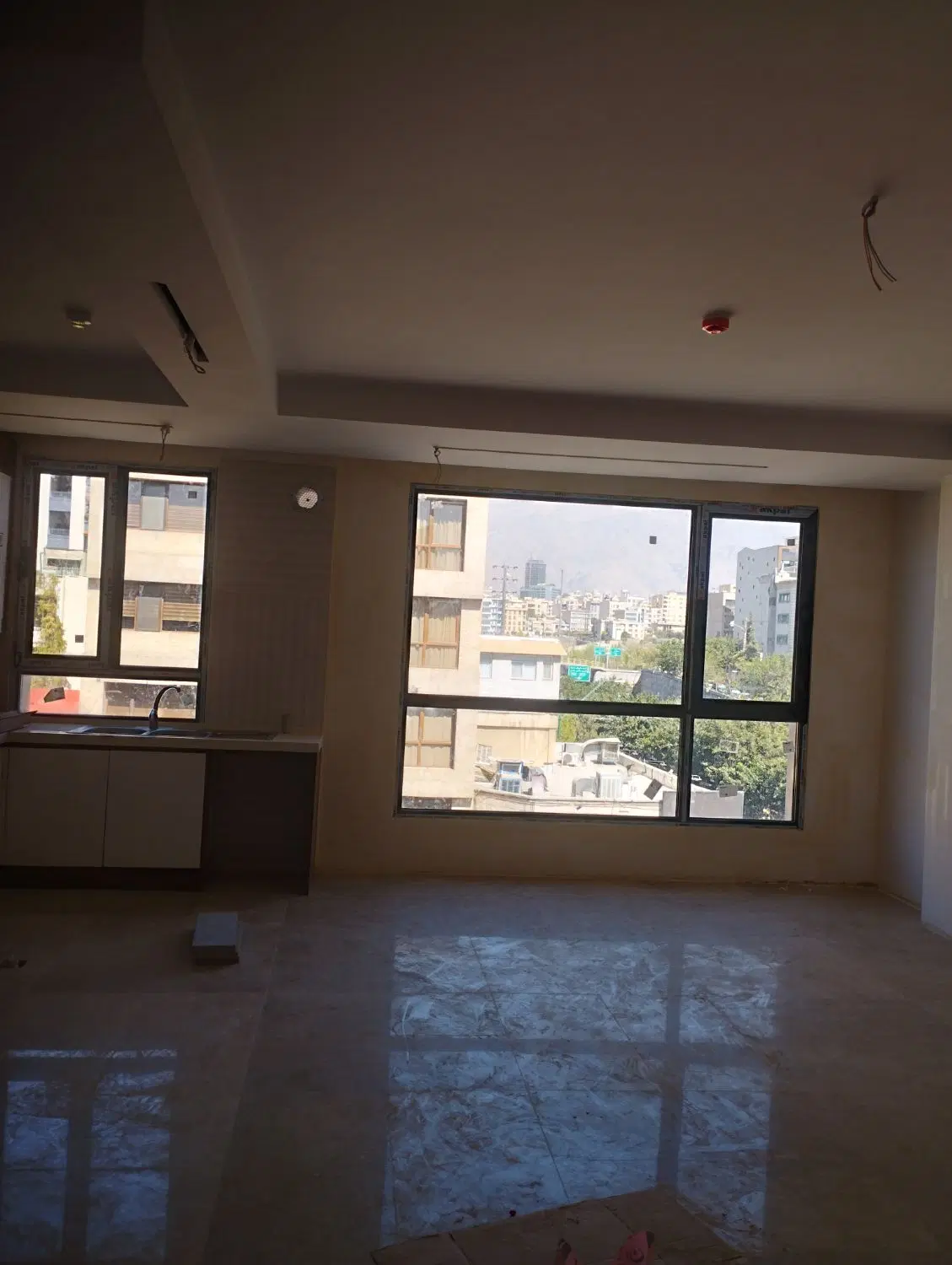110متر _2خواب_ نوساز کلیدنخورده _کردستان آزادگان