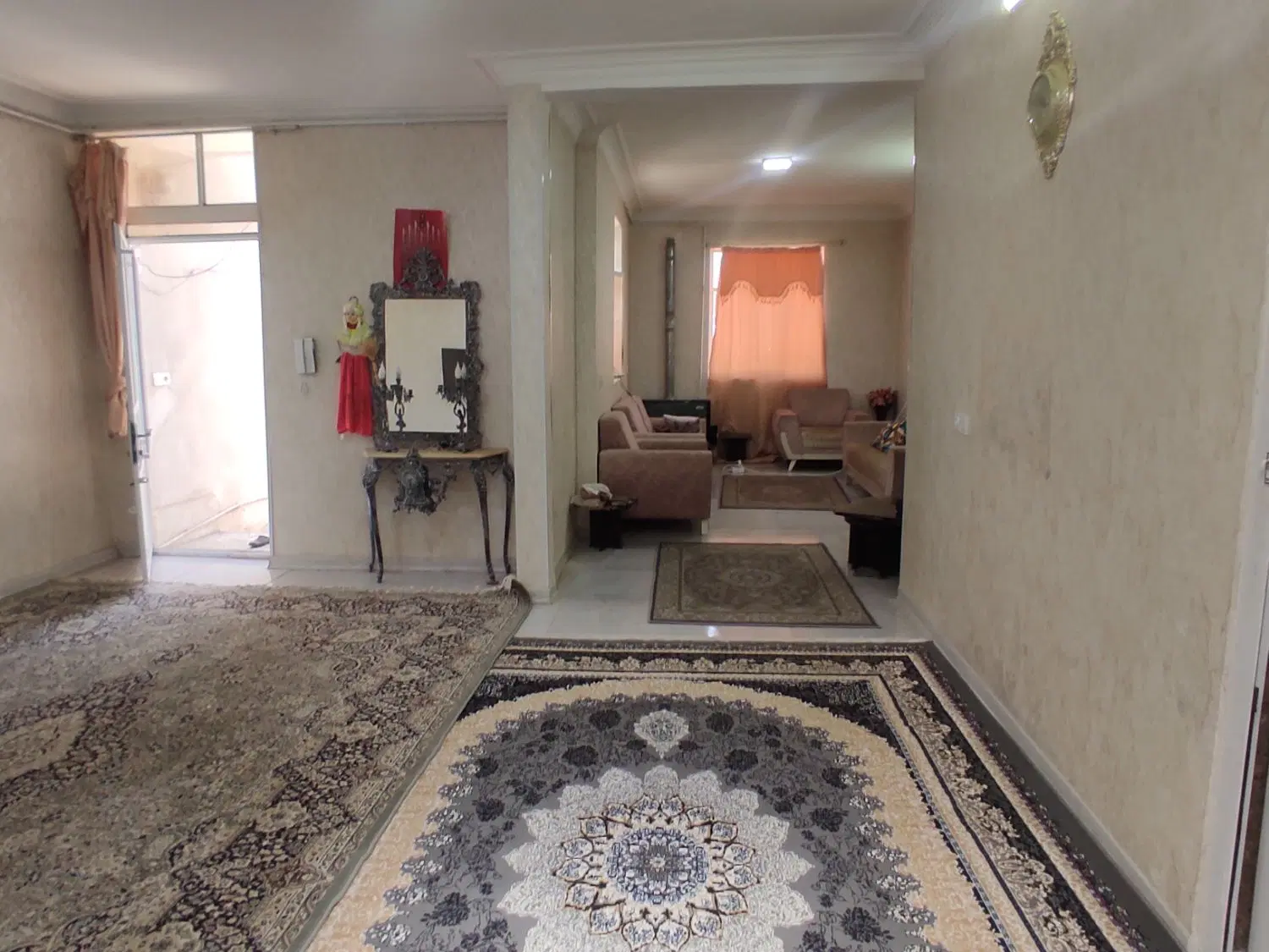 فروش مسکن .نود و دو متری