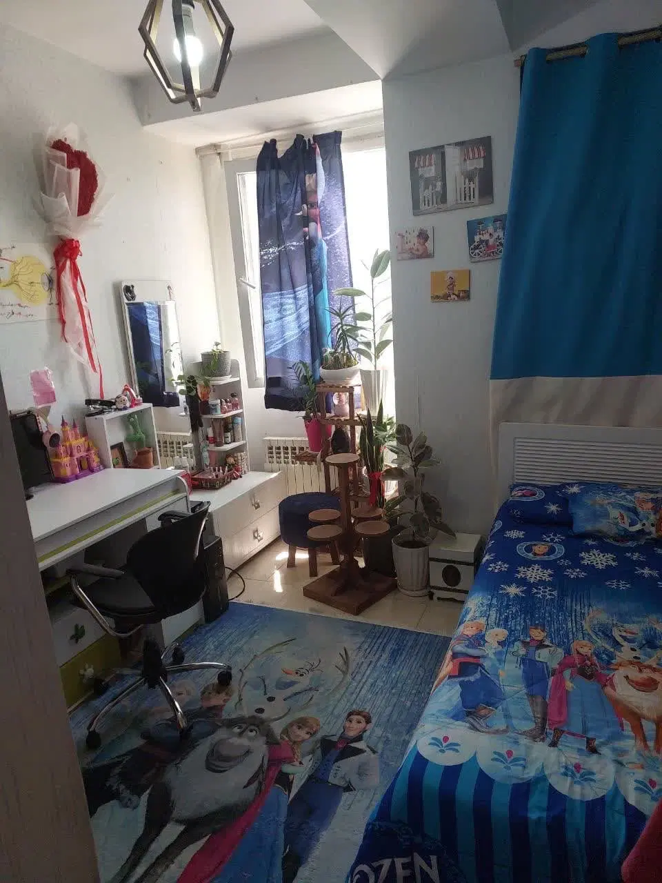 75متر رو به نما نگارستان