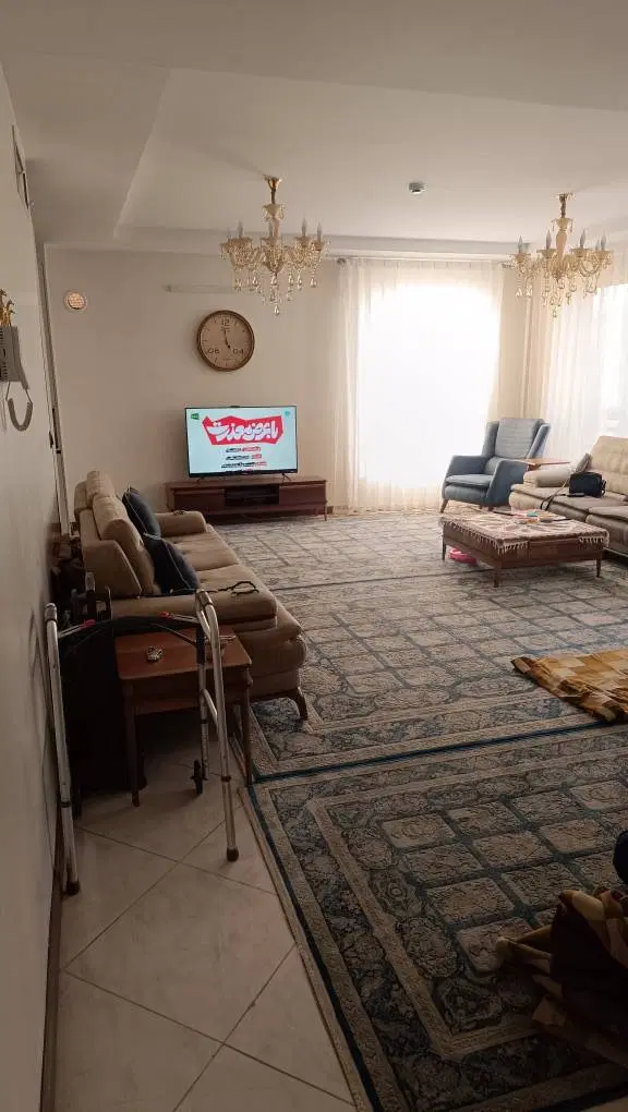 آپارتمان ۱۱۰ متری گرمدره