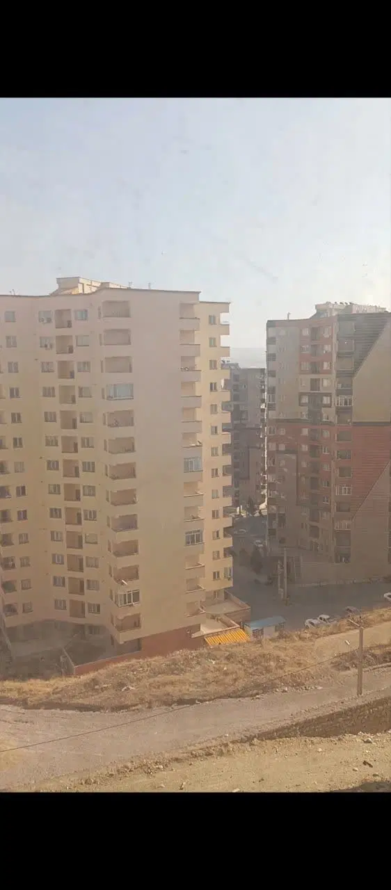 آپارتمان گلشهر ۲ بلوک صنوف ۲