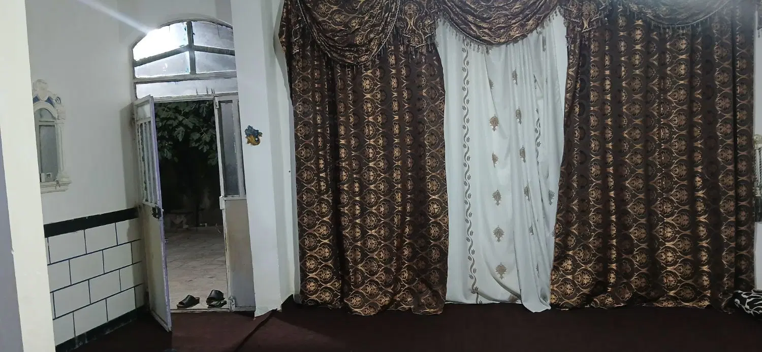 به یک هم خونه ای منظم نیازمندم تماس بگیرید