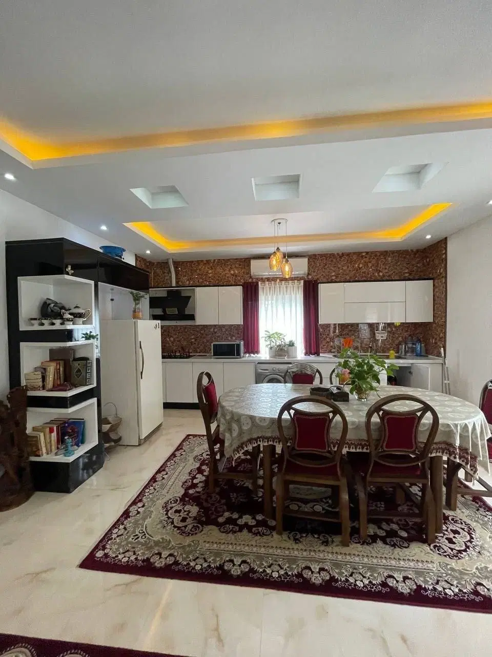 ویلایی مدرن180زمین_91بنا_2خواب_ویوجنگل سنددار