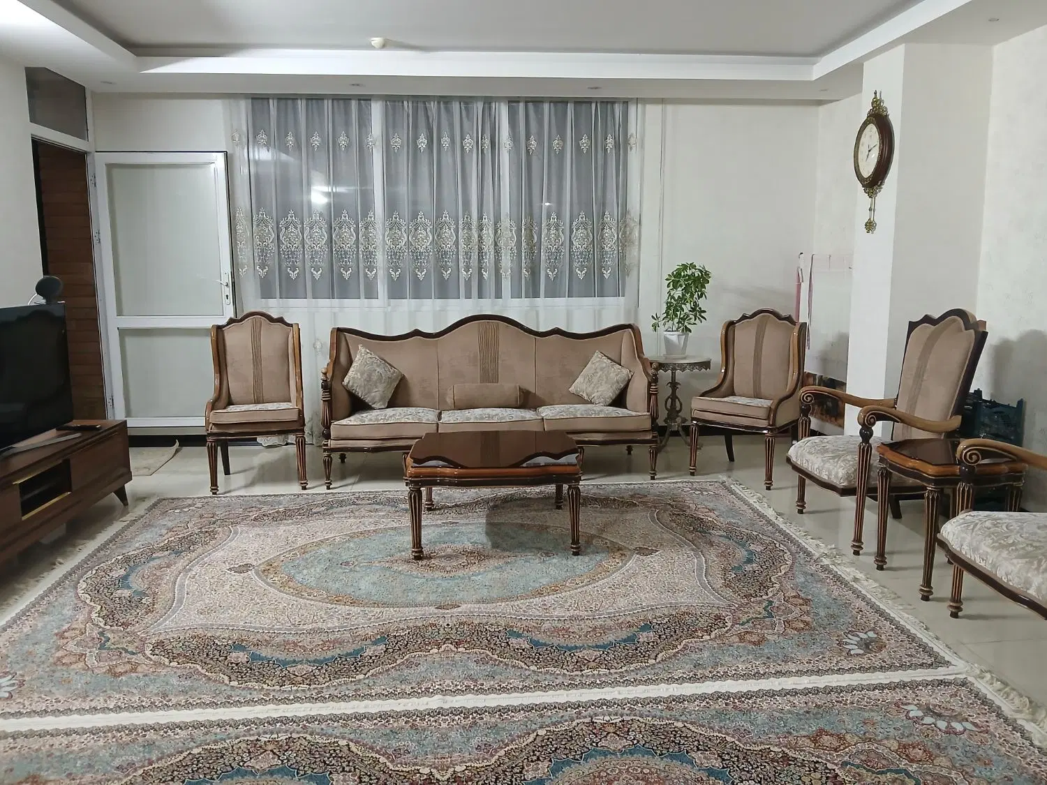 آپارتمان ۱۱۵متری جنوبی  آپارتمان شخصی ساز بدون