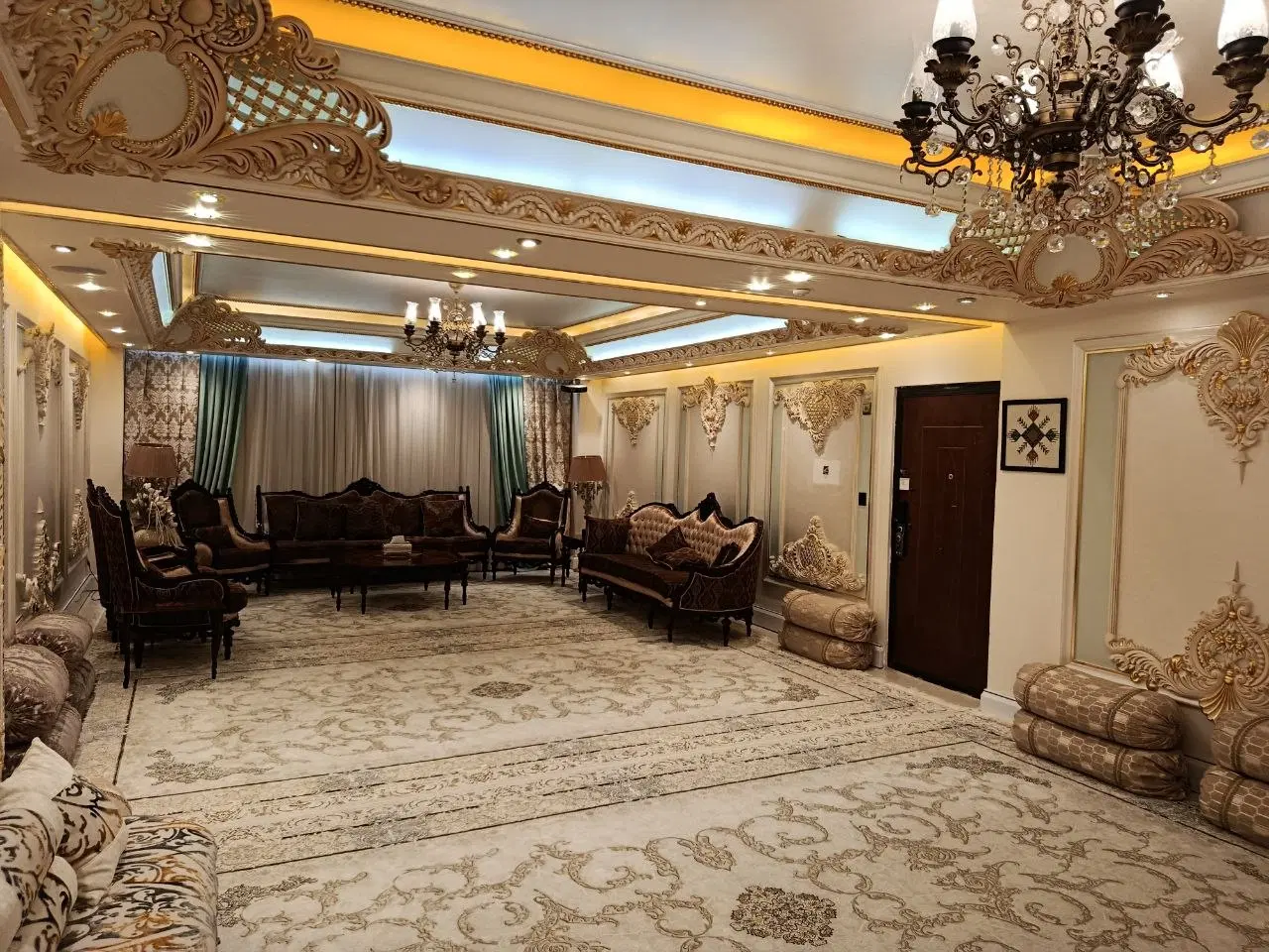 واحد لوکس دانشگاه